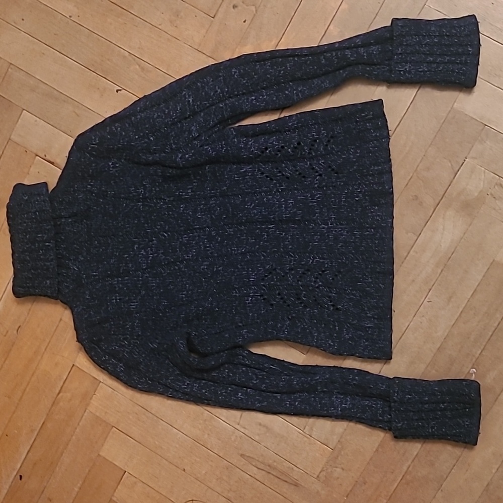 Express navy turtleneck size S